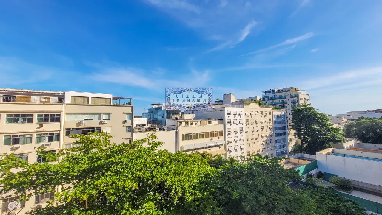 3-bedroom apartment with floor-to-ceiling windows — photo 17
