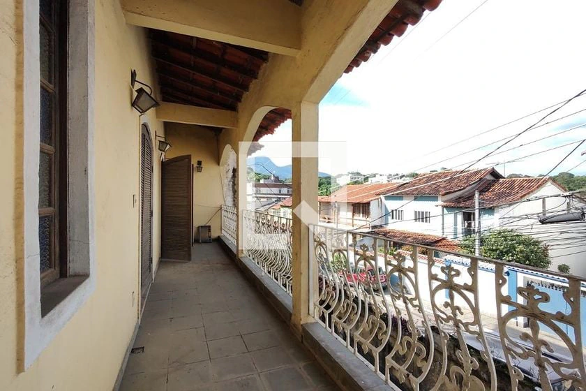 Casa de 4 quartos com jardim privativo e 257 m² — photo 28