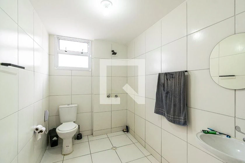 Дерев'яна підлога або ламінат та 1 спальня: квартира 38 м² — photo 24