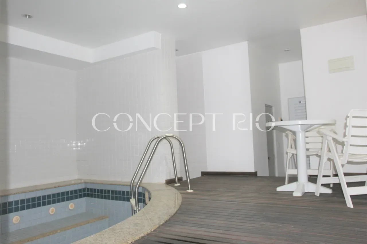 2-bedroom apartment with a private BBQ — photo 26