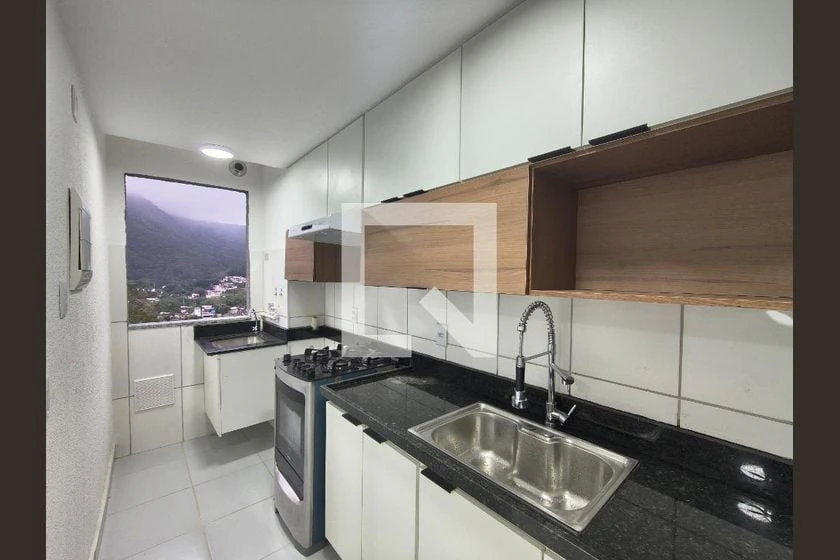 115 m² apartment with 2 bedrooms and a laundry area