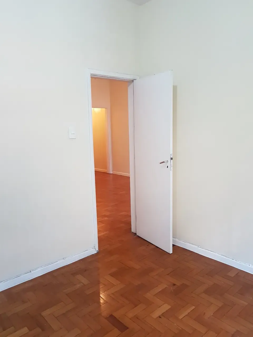 100 m² apartment with 3 bedrooms and 1 bathroom, no parking — photo 11