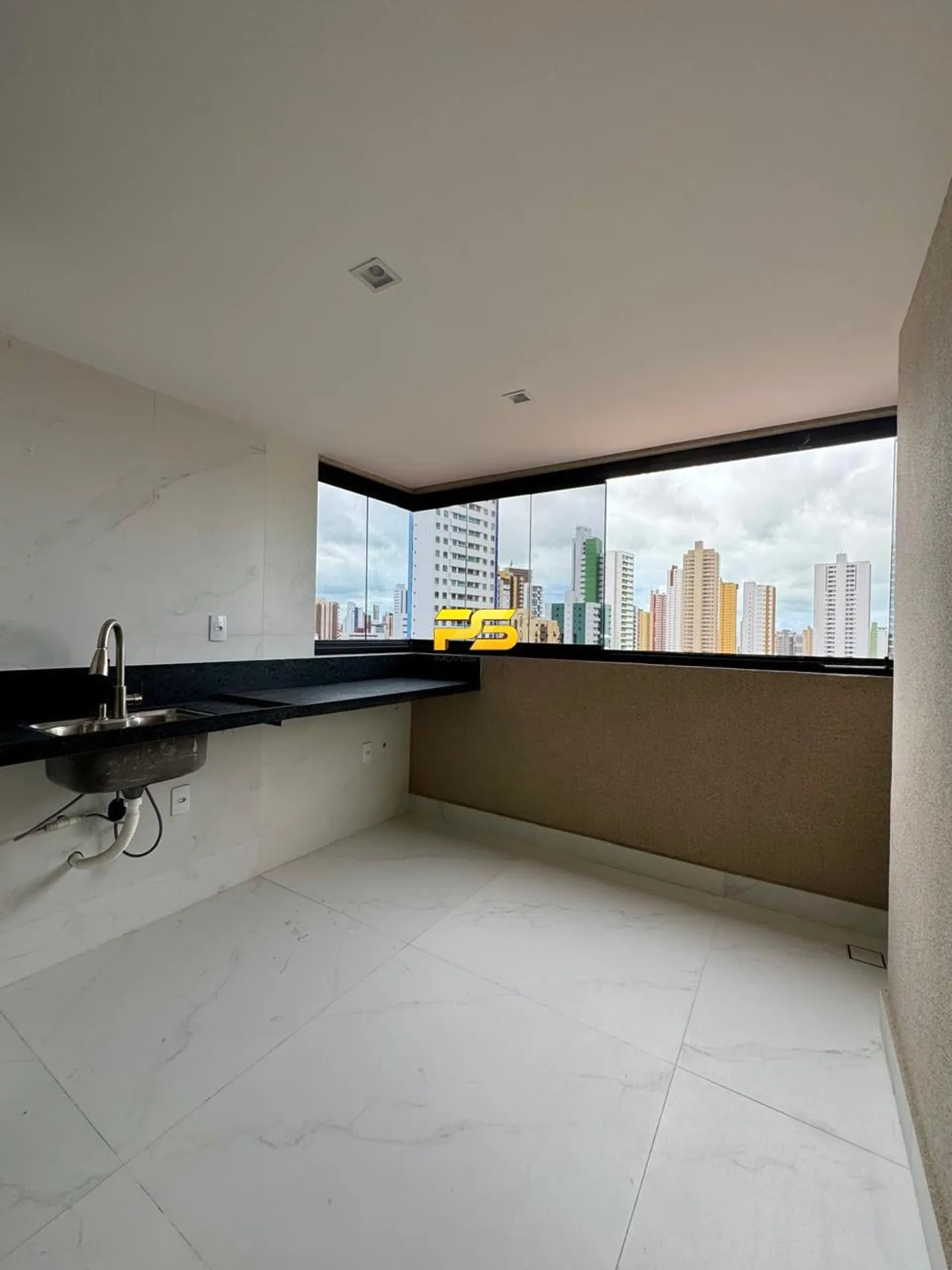 99 m² apartment with 3 bedrooms and 1 en-suite — photo 20