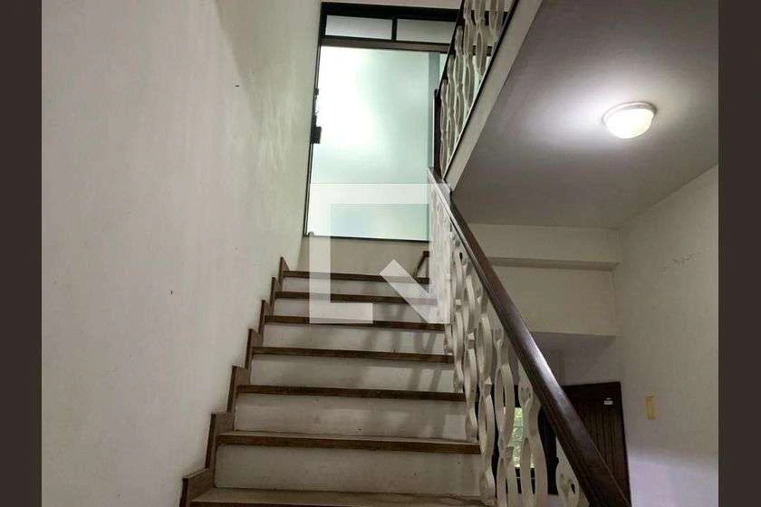 Casa com 4 quartos e 360 m², mobiliada, com 2 vagas — photo 9