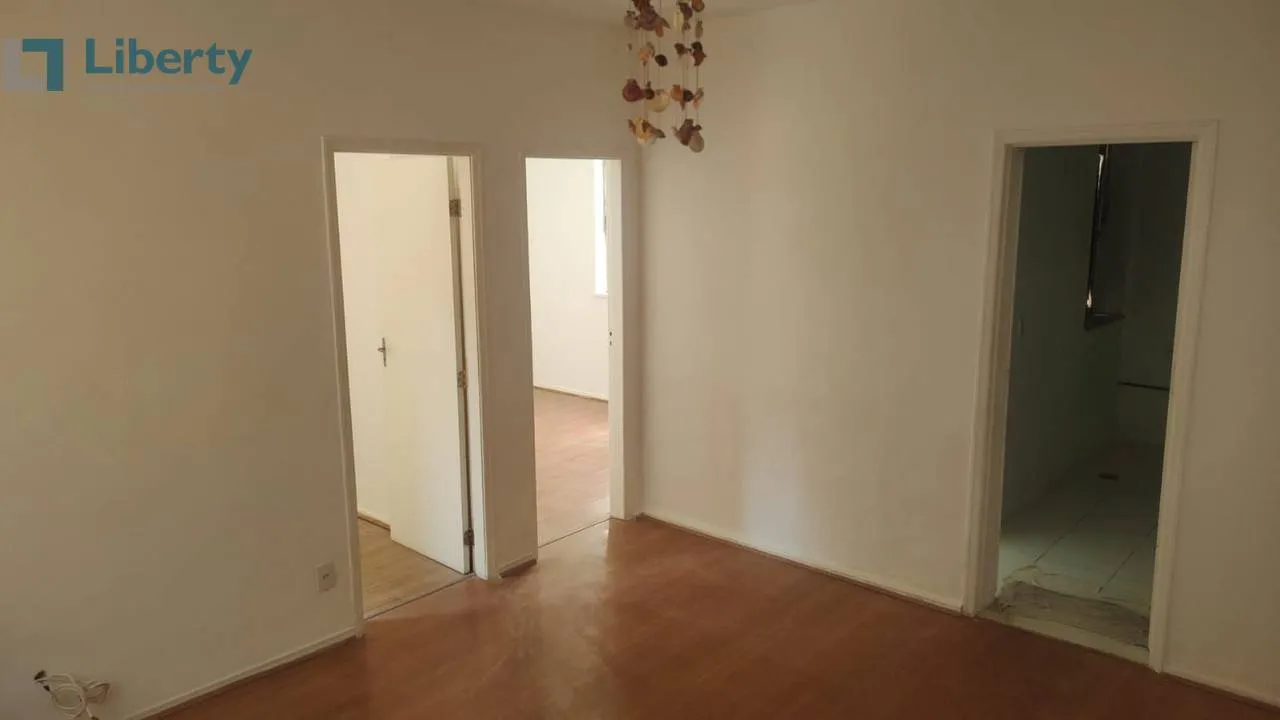 Apartment on the 3rd floor with wood or laminate floors — photo 9