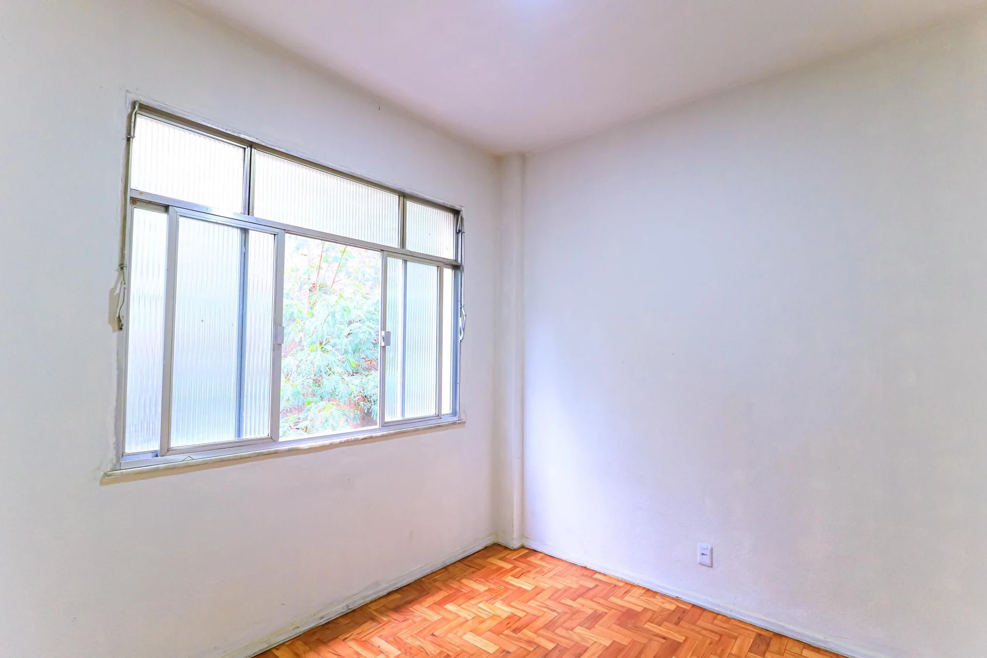 Apartamento de 2 dormitorios con cocina independiente — photo 9