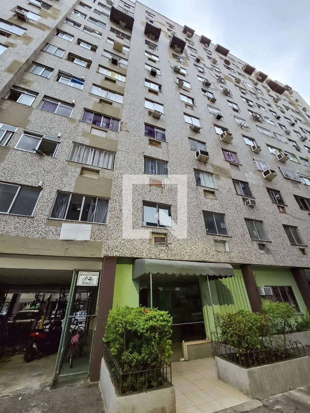 Furnished apartment with 2 bedrooms and 1 bathroom — photo 9