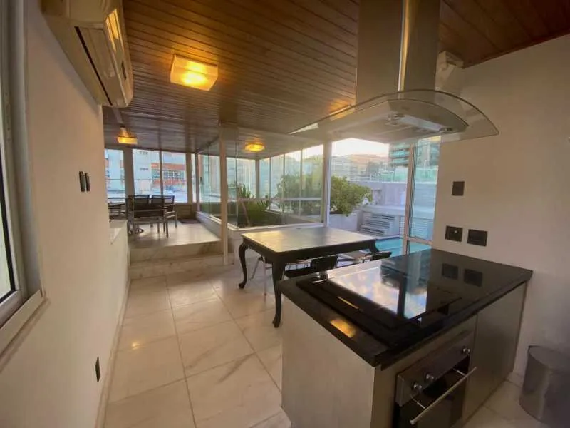 Cobertura triplex mobiliada com 5 suítes e 5 banheiros — photo 9