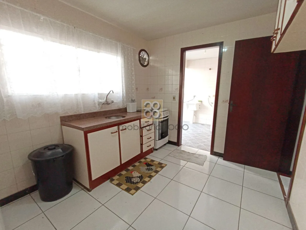 3-bedroom house with a washing machine in Curitiba — photo 2