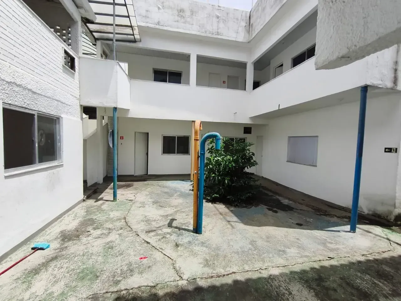 Будинок із 5 спальнями та 5 ванними, 423 м², P — photo 12
