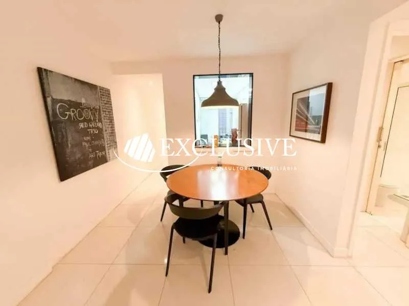 Furnished apartment, 96 m², with floor-to-ceiling windows — photo 8
