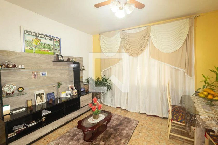Furnished house, 360 m², with a home office