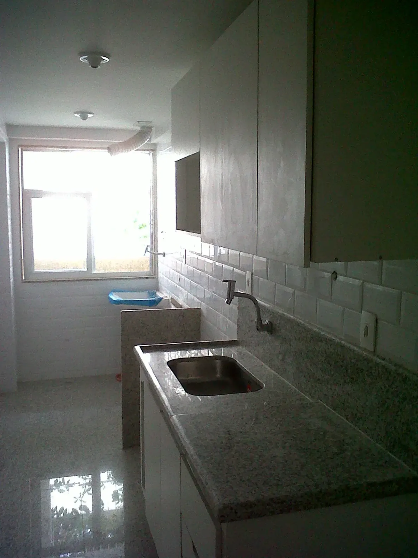 Departamento de 2 dormitorios con balcón cerrado con vidrio — photo 16