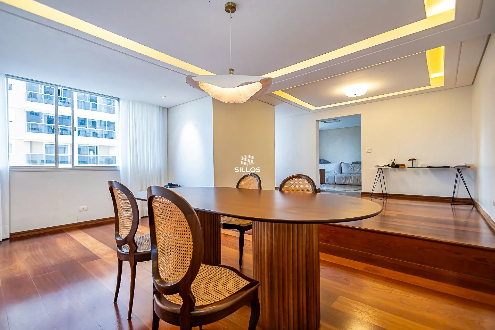 Apartamento de 241 m² con 4 dormitorios y cocina abierta — photo 3