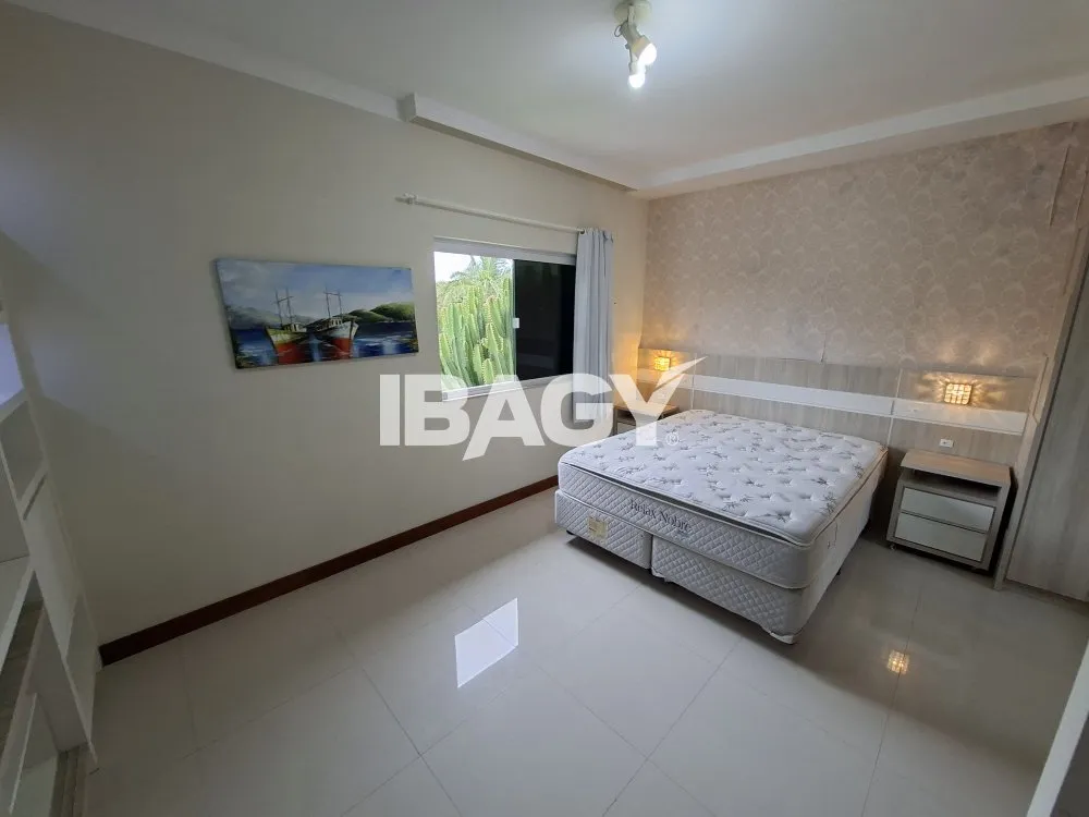 Меблированный дом 331 м²: 4 спальни и 3 места — photo 5