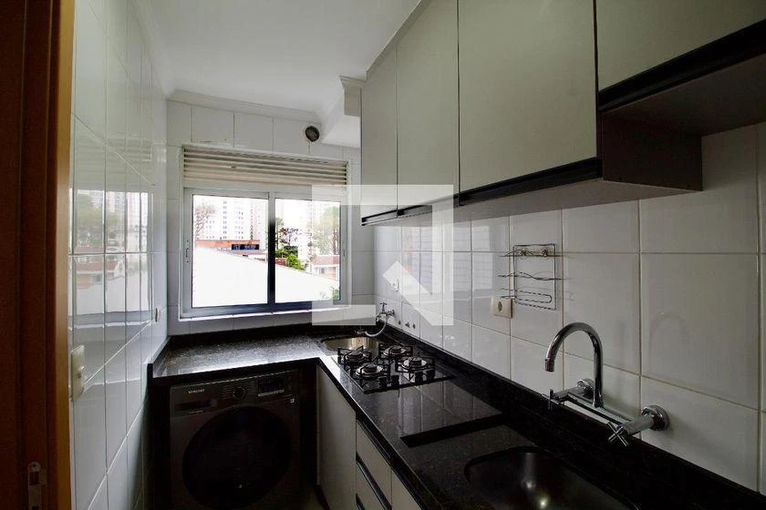 2-bedroom apartment with a grill on the balcony in Curitiba — photo 7