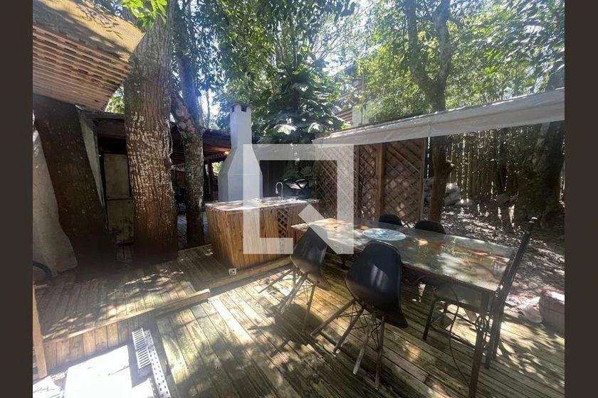 Furnished house, 322 m², with a grill on the balcony — photo 12