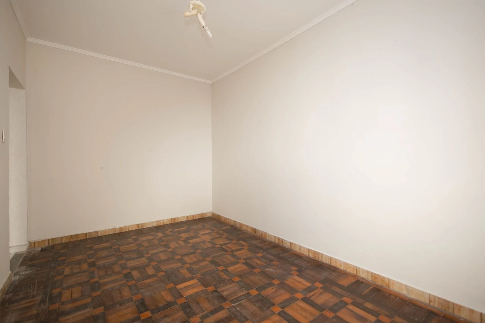 House for rent with 4 bedrooms, 2 bathrooms and 4 parking spaces — photo 25