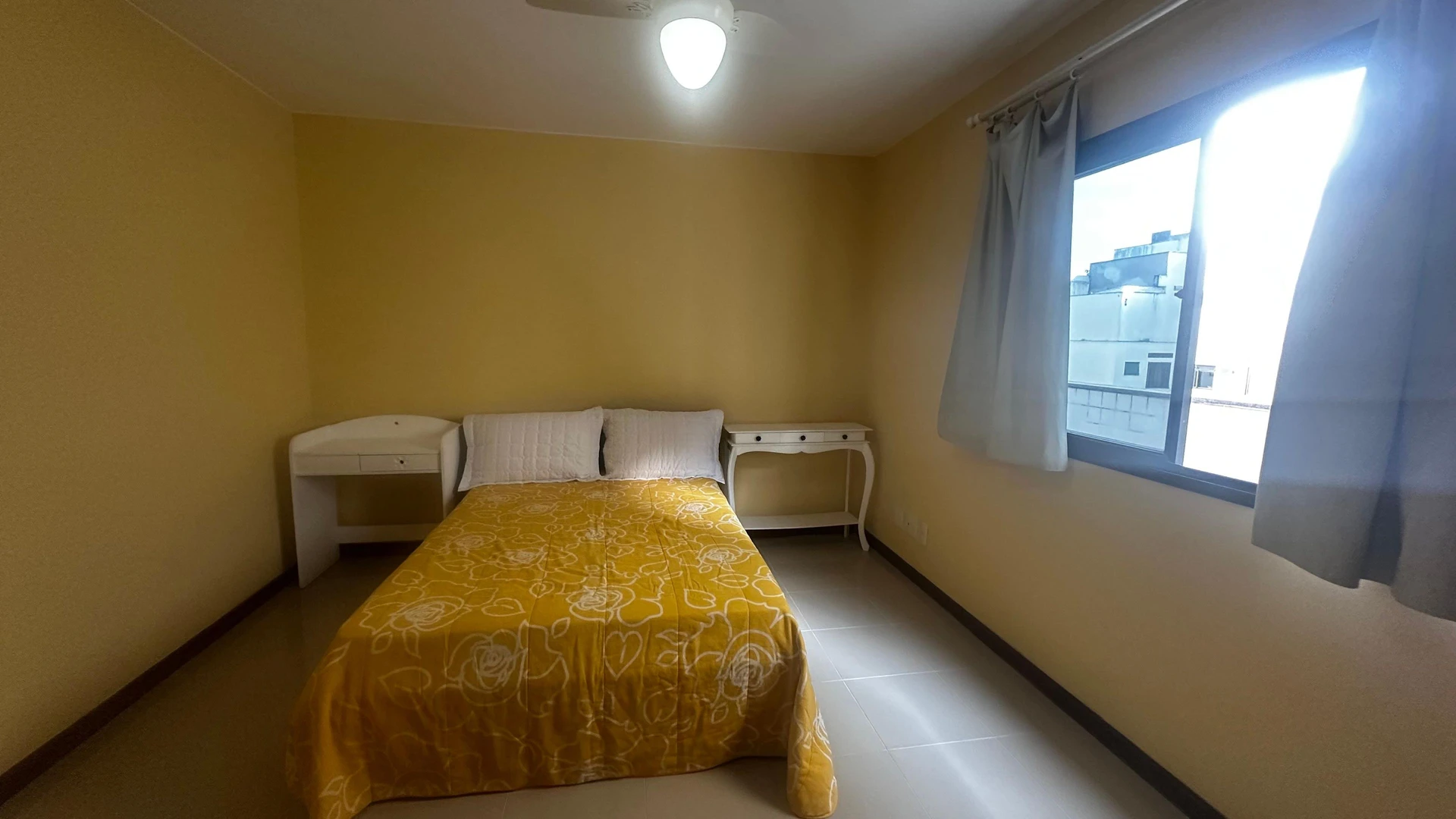 Furnished apartment with 2 bedrooms and a balcony — photo 27