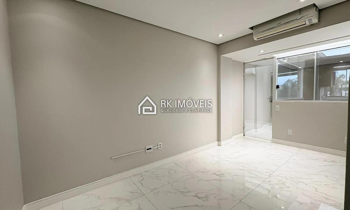 3-bedroom apartment with an open-plan kitchen and en suite — photo 29