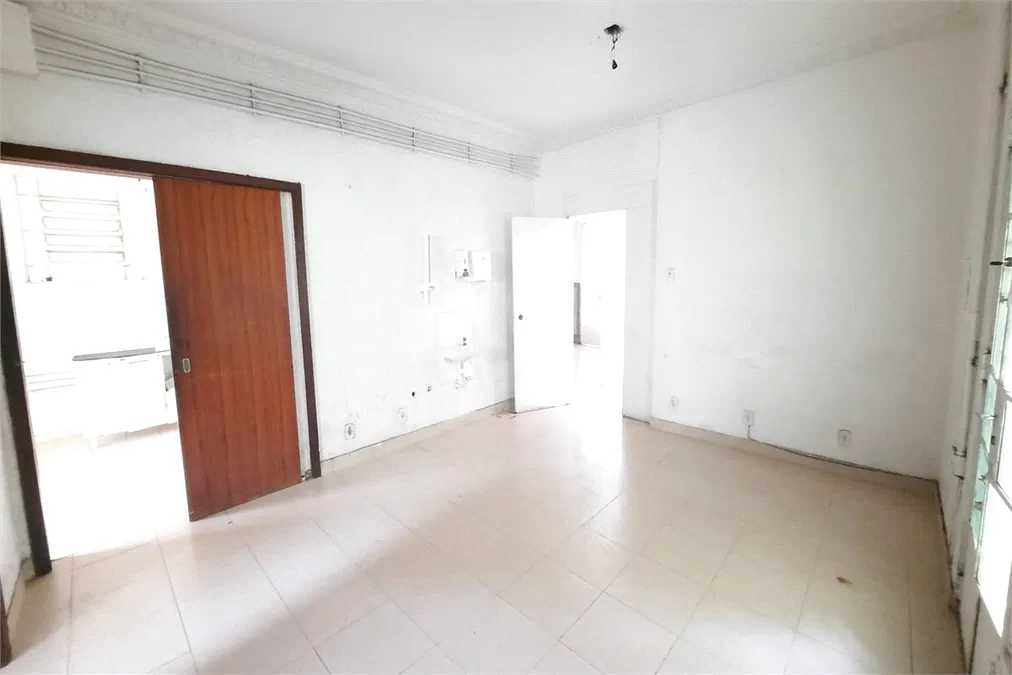 House with 5 bedrooms and 5 bathrooms plus 4 parking — photo 6