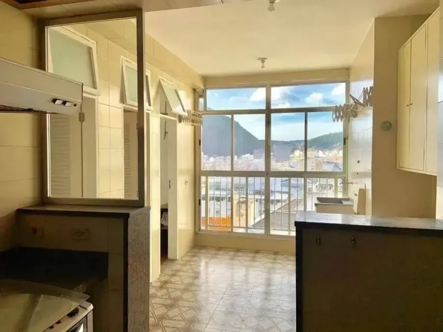Furnished duplex with 4 bedrooms and 5 bathrooms — photo 27