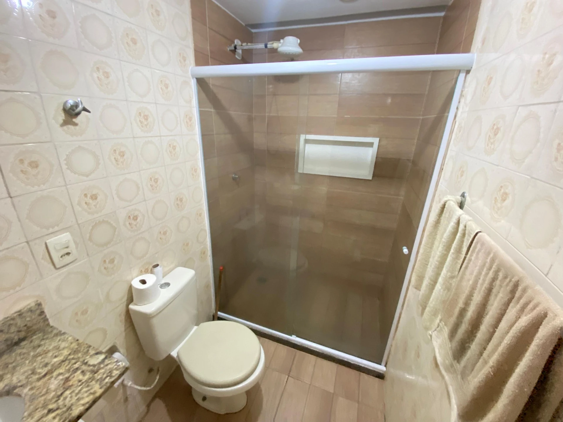Apartment, 92 m², with wood or laminate floors — photo 15