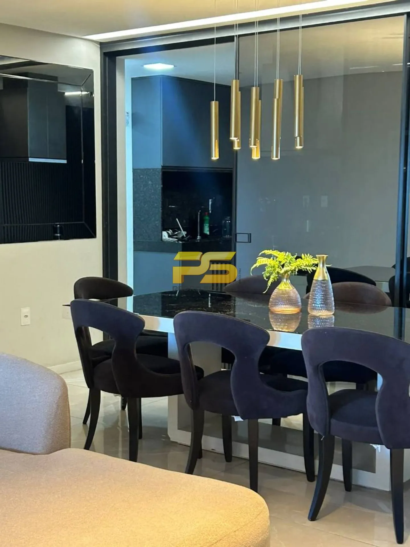3-bedroom apartment with a water view — photo 17