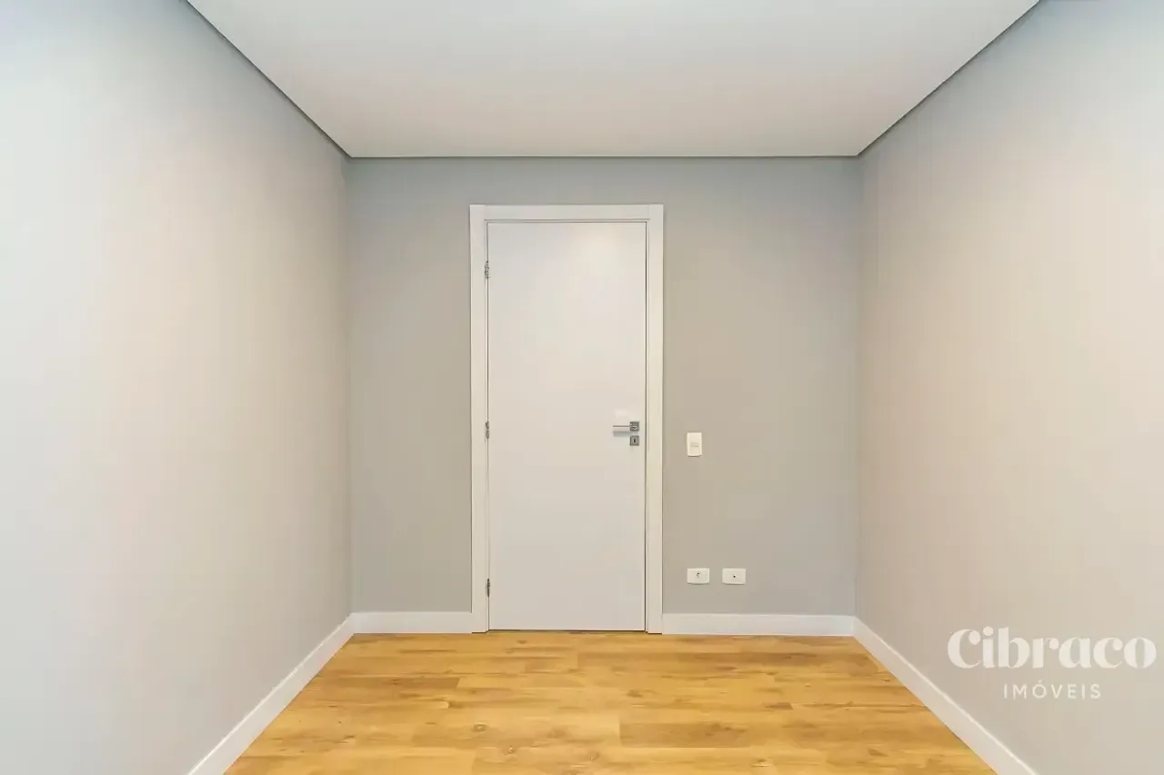 2-bedroom apartment with balcony and 155.48 m² — photo 8