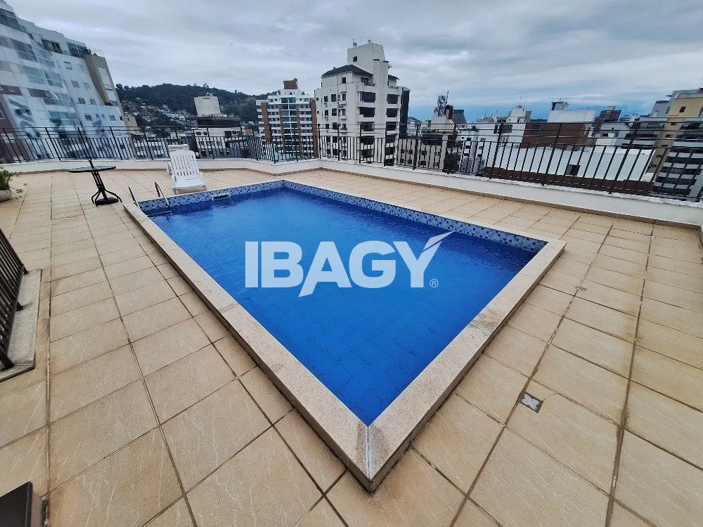 170 m² unfurnished apartment with 3 bedrooms and suite — photo 14