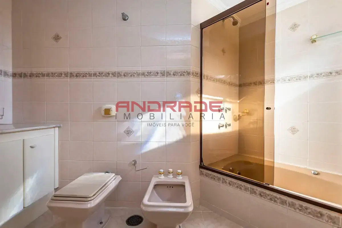Unfurnished 3-bedroom apartment with 118 m² — photo 56