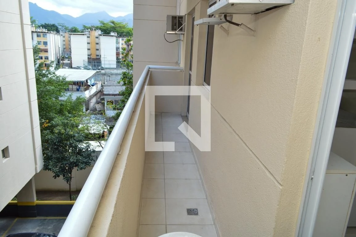 Floor-to-ceiling windows in a 2-bedroom apartment, 60 m² — photo 22