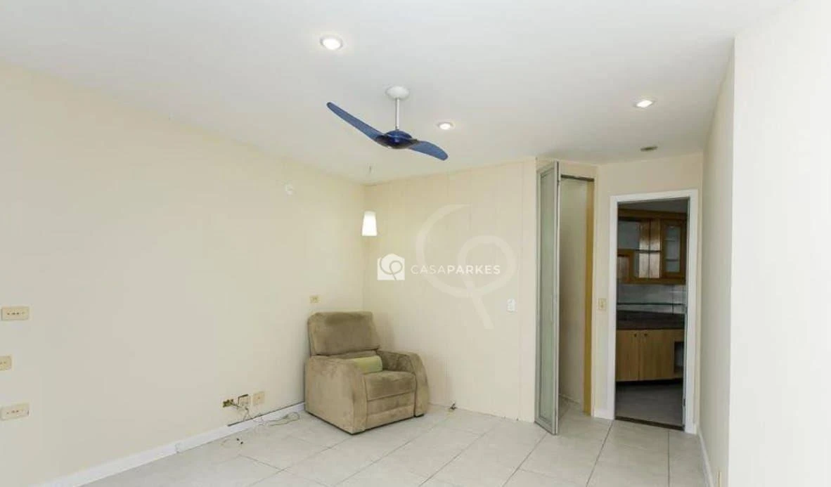 Квартира з 3 спальнями, 5 ванними кімнатами та 200 м² — photo 41