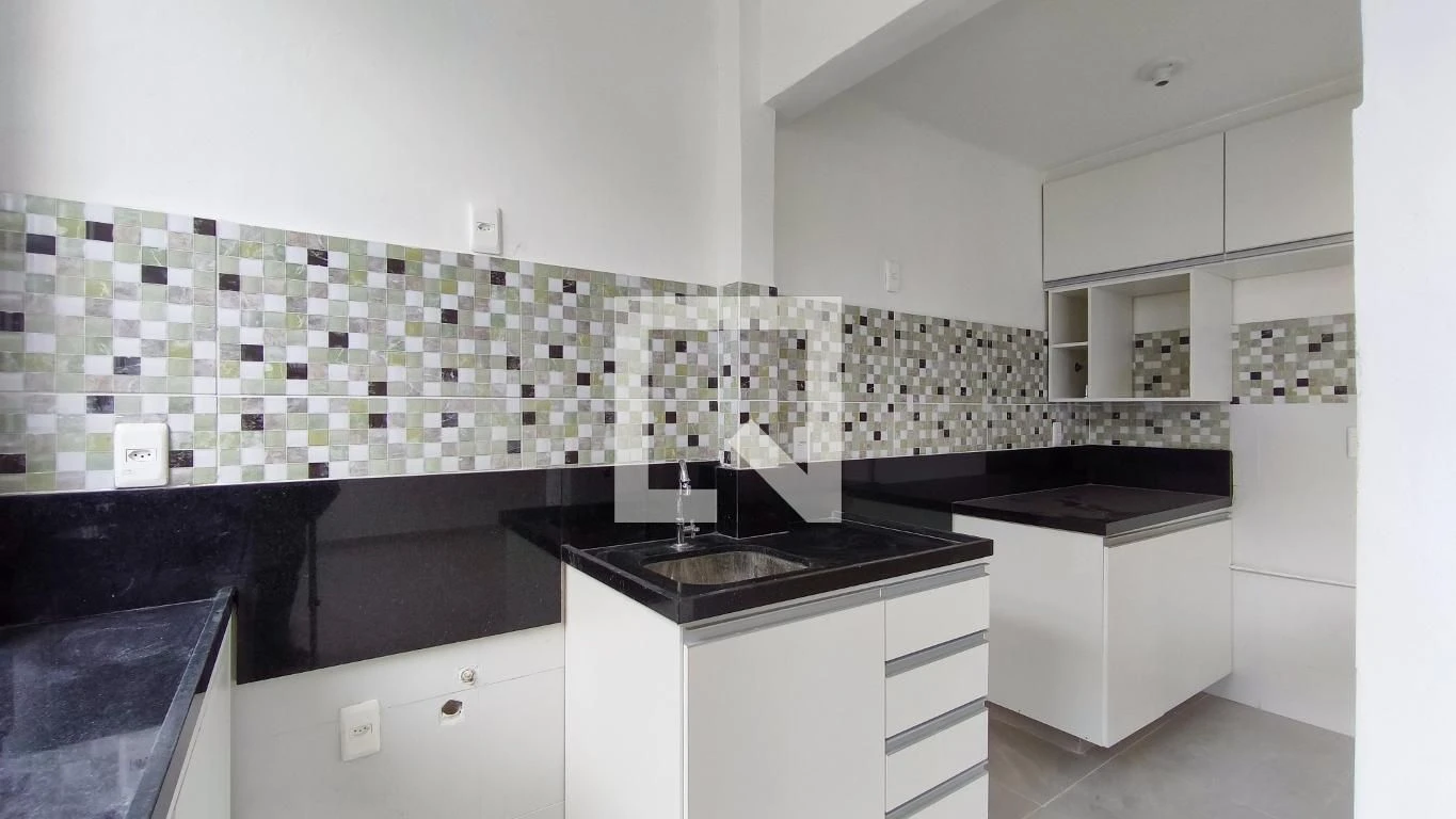 Estudio sin amueblar con 1 dormitorio y 1 baño — photo 3