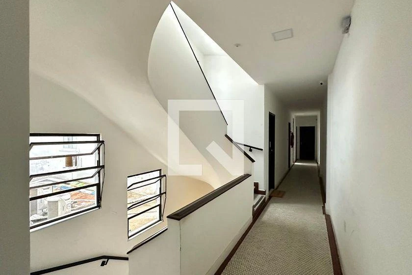 Furnished 2-bedroom apartment with 2 bathrooms — photo 9
