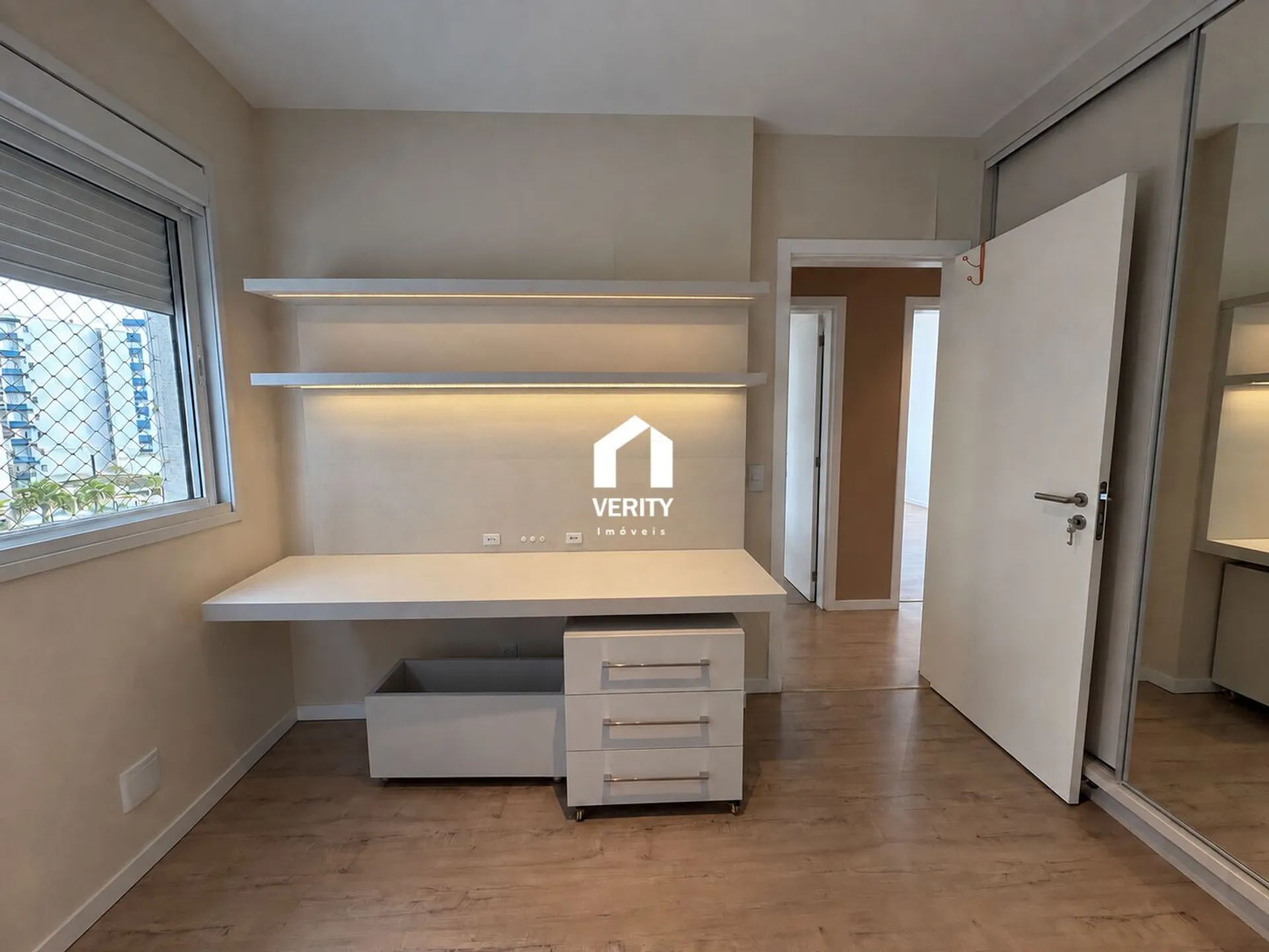 Apartment, 101 m², with a water view — photo 5