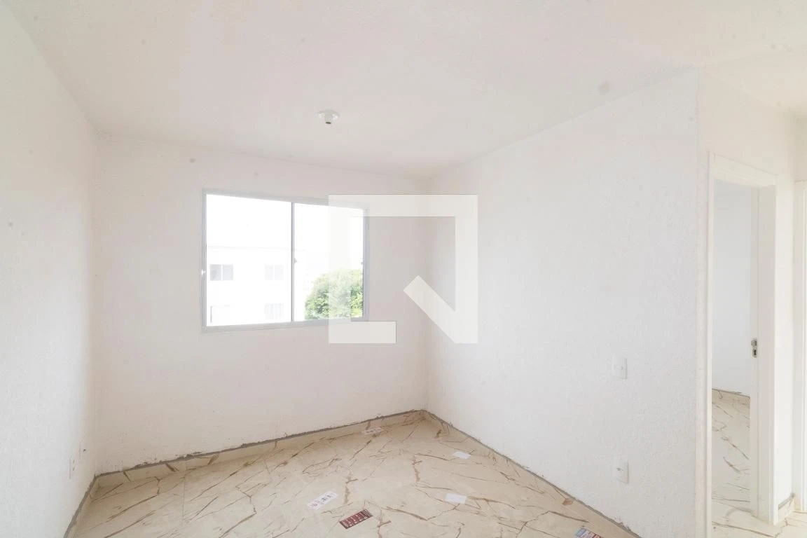 Apartamento com 2 quartos e área de serviço com tanque — photo 20