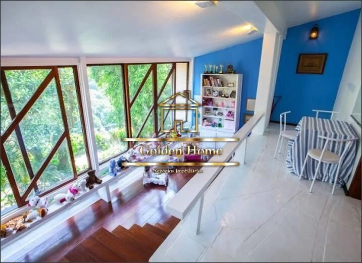House with 6 bedrooms and 4 en-suites plus 10 parking — photo 4