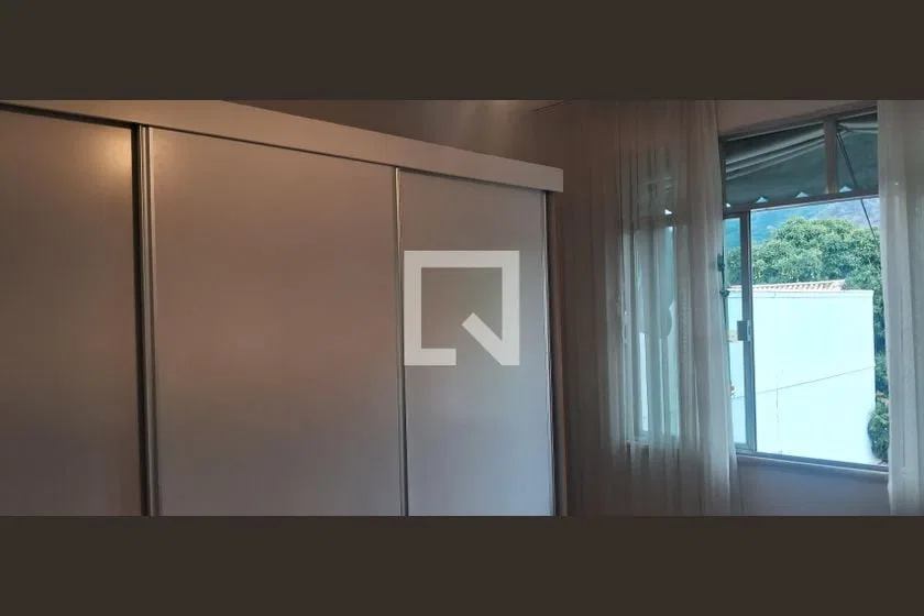 Apartamento amueblado de 80 m² con 2 dormitorios y 1 plaza — photo 12