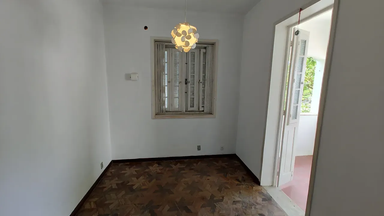 Незамебльований будинок з 4 спальнями і 4 ванними — photo 12