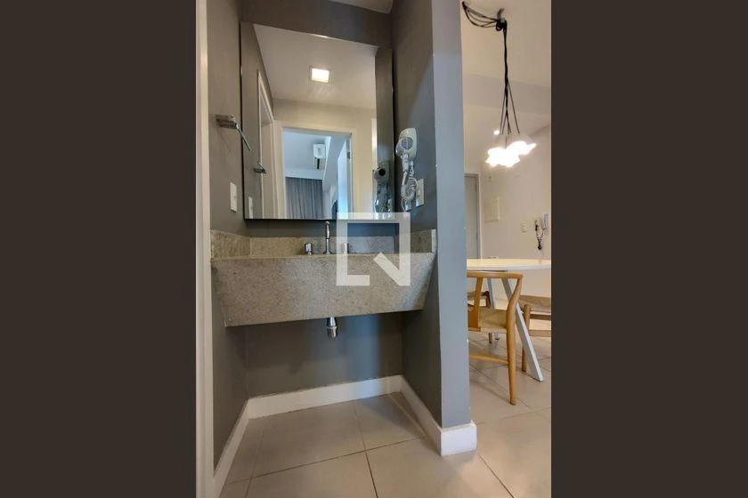 Apartamento mobiliado de 1 quarto com sacada — photo 20