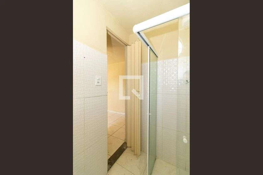1-bedroom apartment with open-plan kitchen and balcony — photo 24