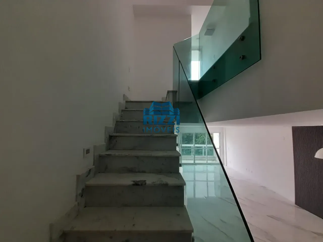 Apartamento com 3 quartos e 5 banheiros com terraço — photo 18