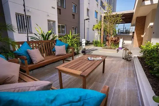 Apartment with 1 bedroom and 1 bathroom, modern feel — photo 24