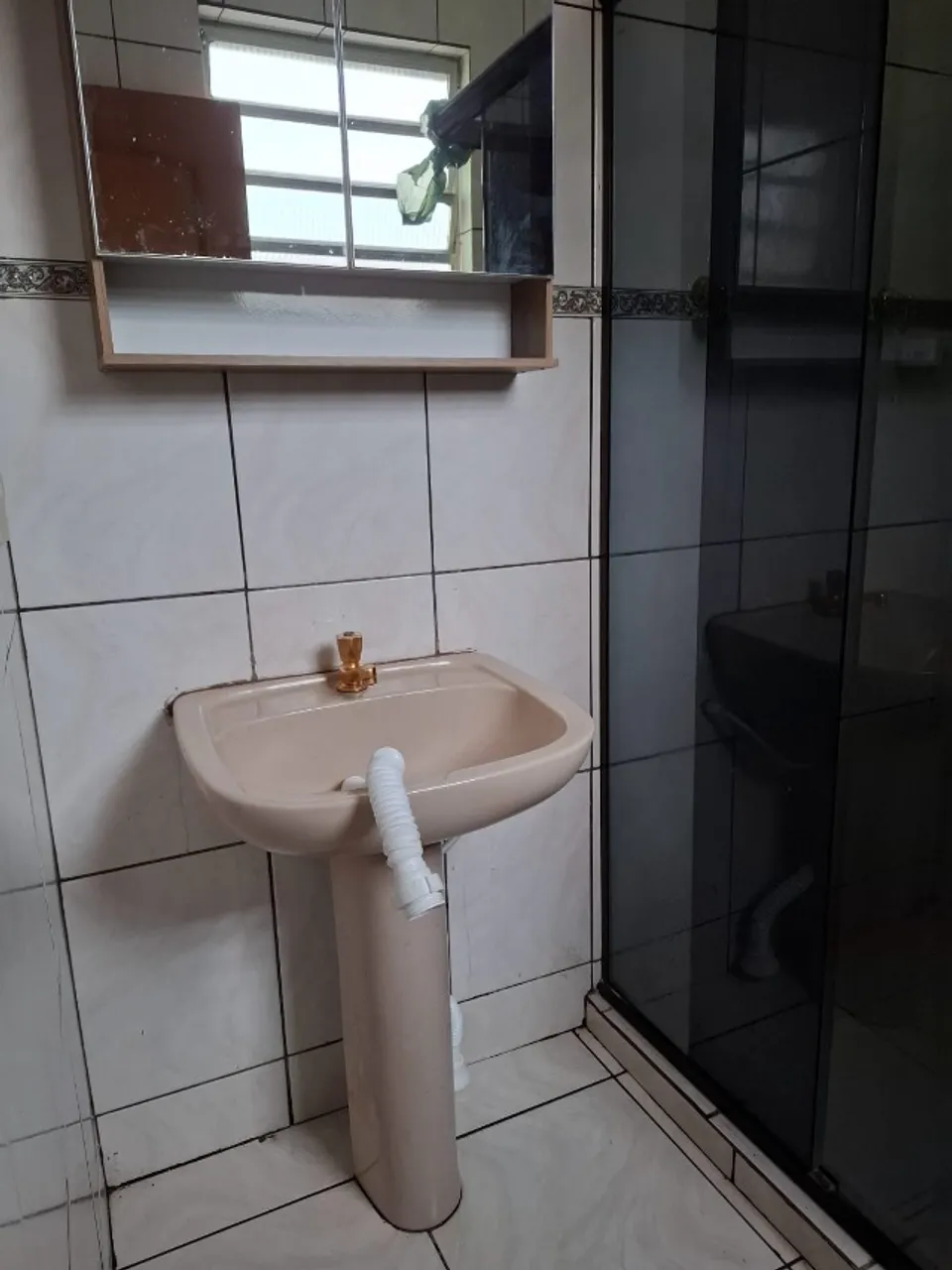 Casa sem mobília com cozinha fechada e terraço — photo 5