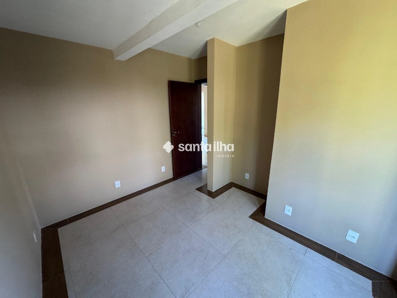 220 m² house with a garden and a home office — photo 12