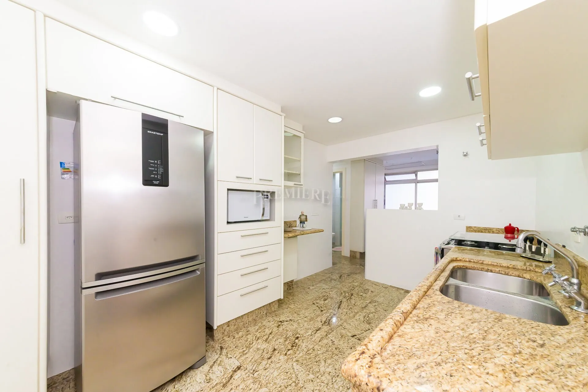 Квартира 152 м² з панорамними вікнами та заскленим балконом — photo 2