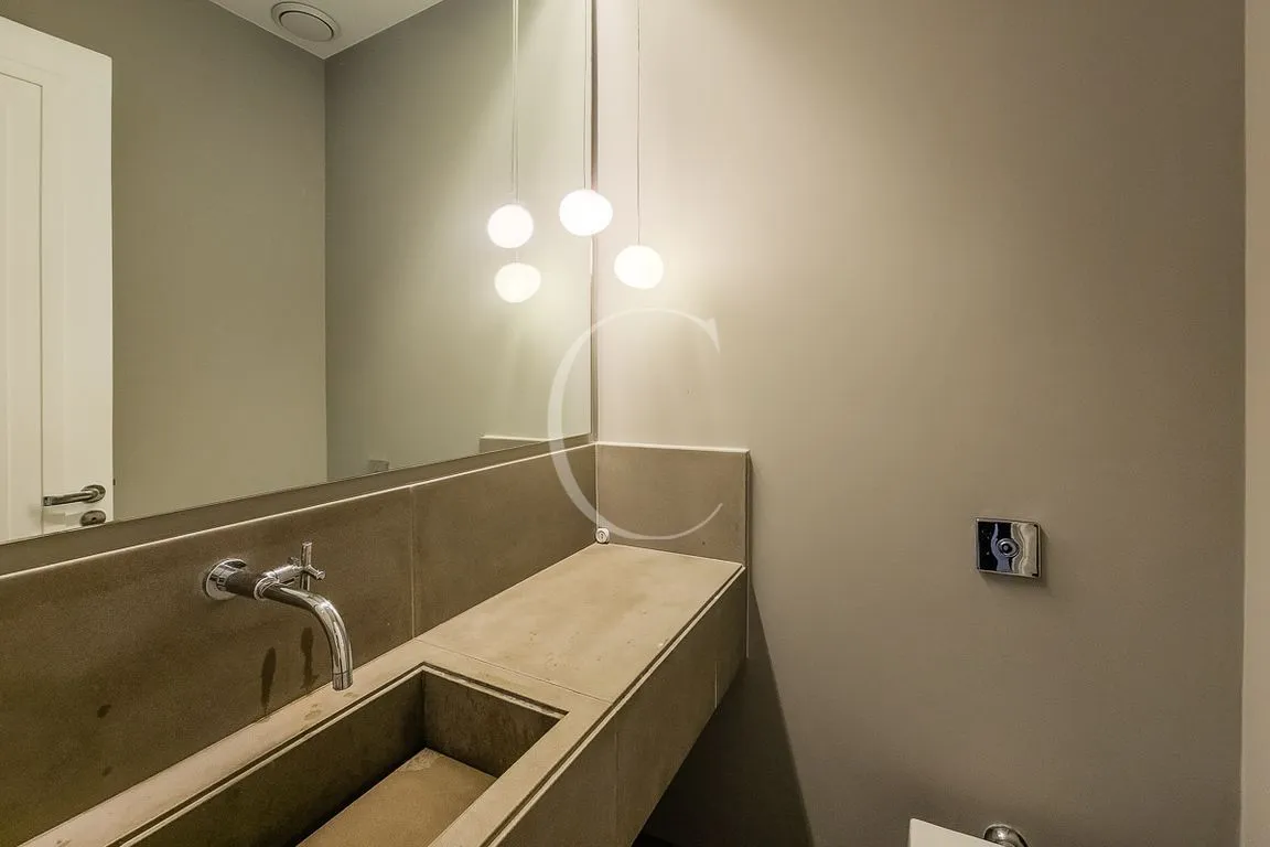 Мебльована квартира 239 м² з 3 спальнями та 2 паркомісцями — photo 24