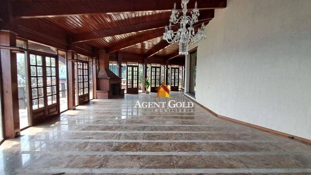 Rental house 700 m² with 5 en-suite bedrooms and 11 baths — photo 3