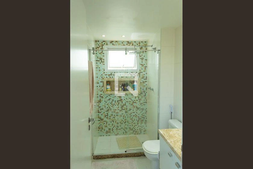 3 en-suite bedroom rental with 127 m² and 2 parking spots — photo 34